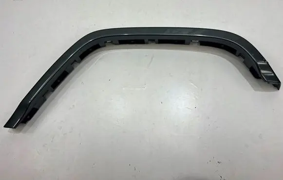 Mercedes-Benz G W463 2nd Gen Front arch trim A4638808401
