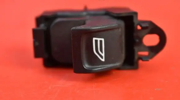 Volvo V70 Electric window control switch 30773272