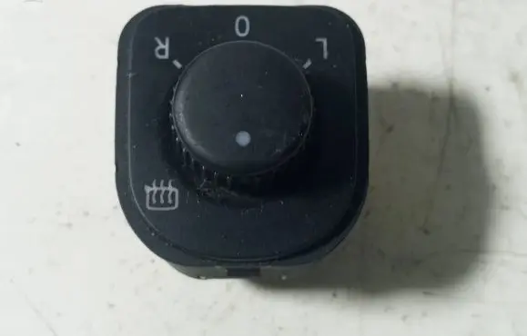 Audi A4 S4 B7 8E 8H Wing mirror switch 1K0959565K