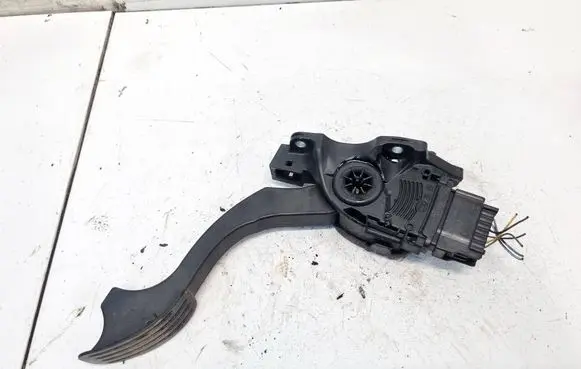 Ford Mondeo MK IV Accelerator throttle pedal 6g929f836rc 6g92-9f836-rc