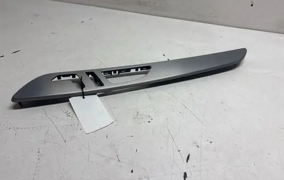Mercedes-Benz ML W166 Other front door trim element 1667200922