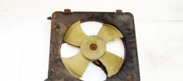 Honda Civic Radiator cooling fan shroud