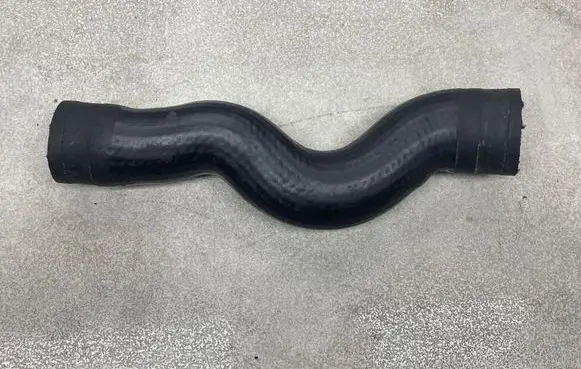 Intercooler hose/pipe