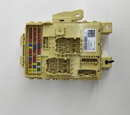Hyundai Tucson IV NX4 Fuse module 91950N7020