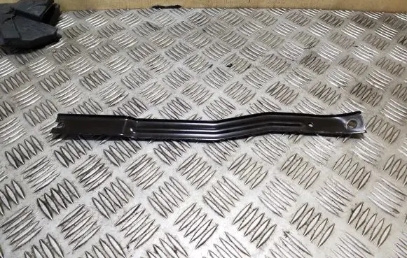 BMW X1 E84 Battery bracket 7584733