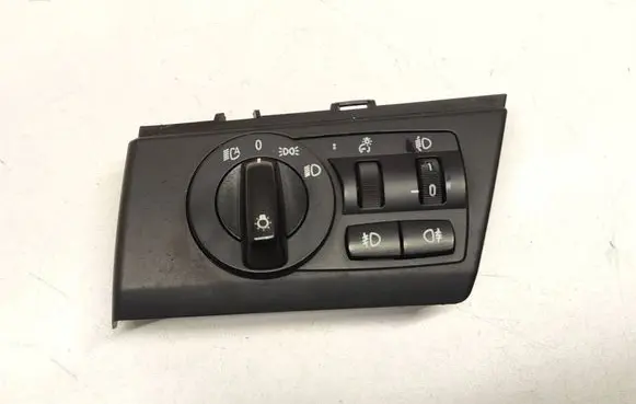 BMW X3 E83 Light switch 3420273 532321471 001677205
