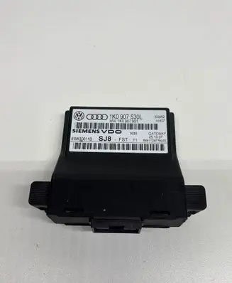 Volkswagen Golf V Gateway control module 1K0907530L 1K0907951
