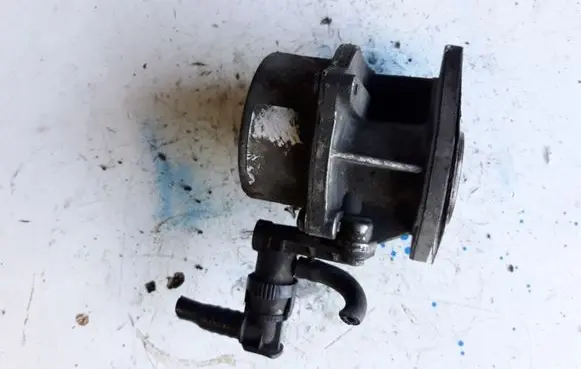 Opel Vivaro Vacuum pump