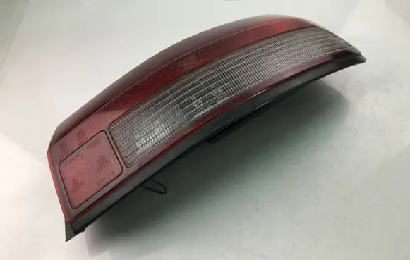 Mazda 323 Rear/tail lights 0431305R