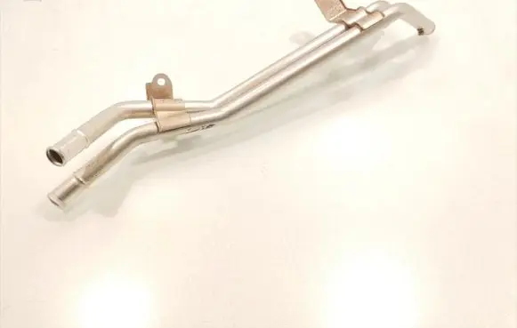Lexus LS 460 - 600H Engine coolant pipe/hose