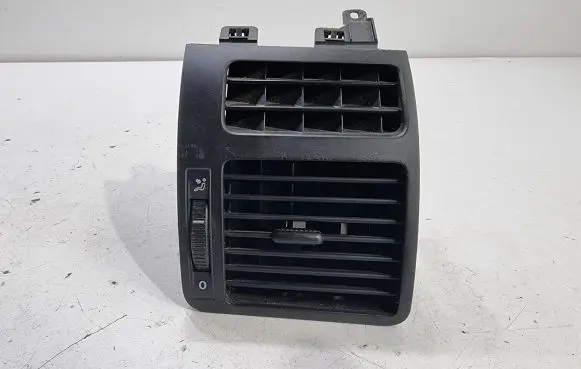 Volkswagen Touran I Dashboard side air vent grill/cover trim 1T0819704A