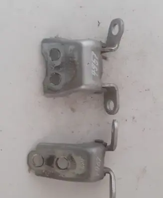 Honda Insight Front door upper hinge