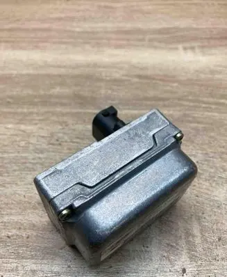 Mazda 3 I ESP acceleration yaw rate sensor 3M5T14B296AB 10098501044