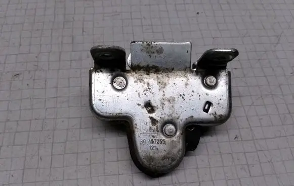 Opel Astra G Tailgate/trunk/boot lock/catch/latch 90457255