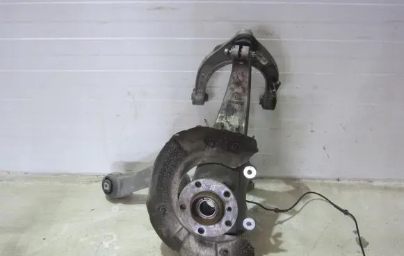 BMW 5 F10 F11 Front wheel hub spindle knuckle 31216777751BMW