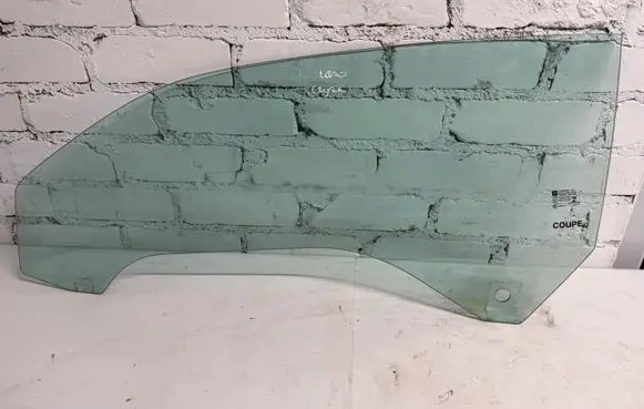 Chevrolet Camaro Front door window/glass (coupe) DOT15AS2M105 E000215 43R001237
