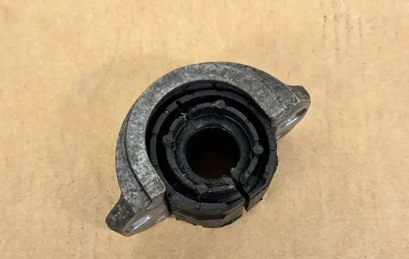 Porsche 911 991 Sway bar bush bracket, rear 9P1511418A