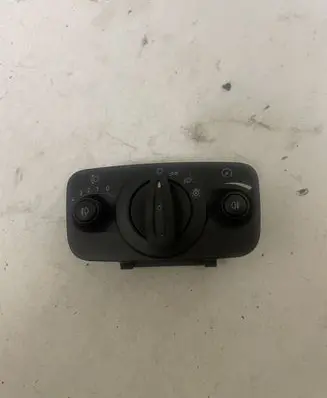 Ford Mondeo MK IV Light switch 8G9T13A024CA