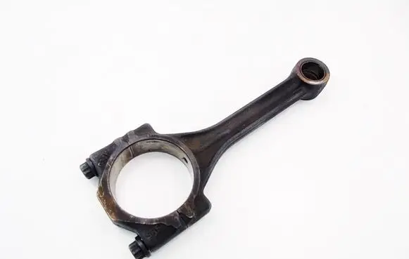 Skoda Octavia Mk4 Connecting rod/conrod 032F