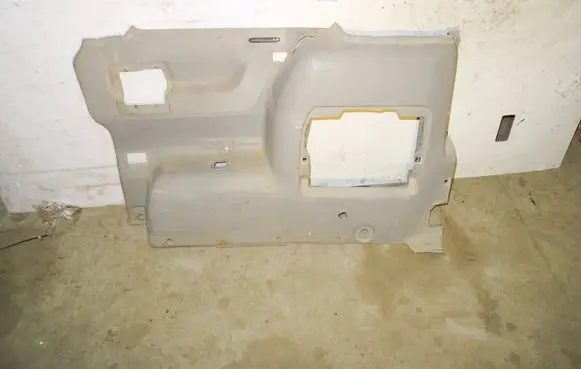 Volkswagen Multivan T4 Trunk/boot side trim panel 7D0867086D