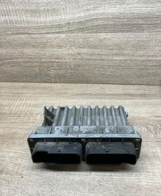 Opel Zafira A Fan control module 24410129 15396910