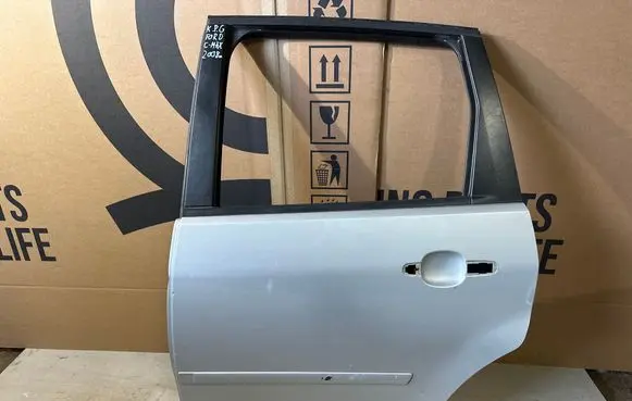 Ford C-MAX I Rear door