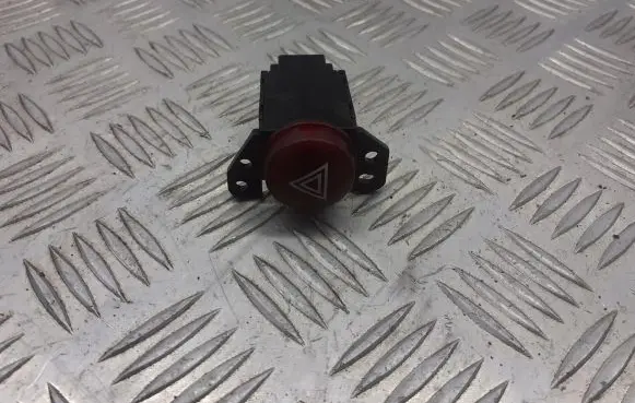 Mitsubishi Colt CZ3 Hazard light switch BRAK