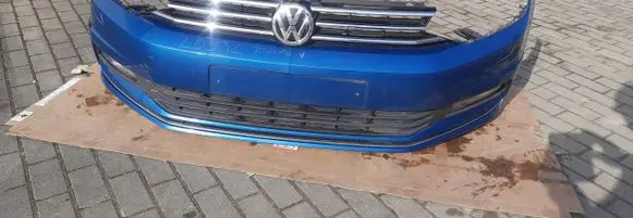 Volkswagen Golf VII Front bumper LAKLD5J