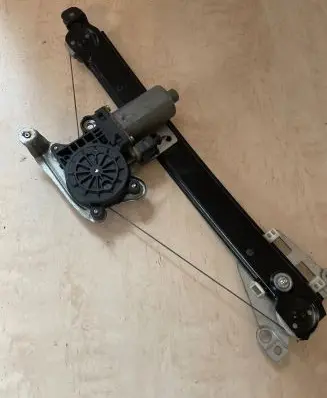 Volvo XC90 Sliding door window regulator with motor 119970XXX