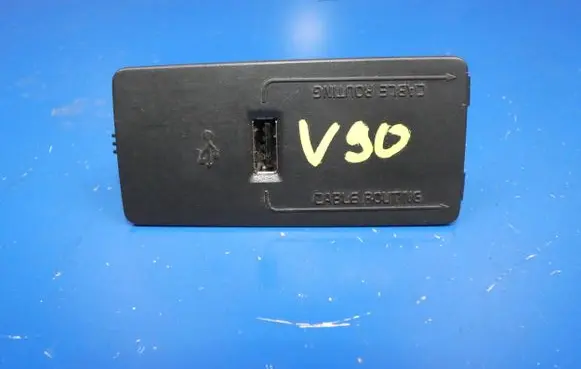 Volvo S90, V90 USB socket connector 