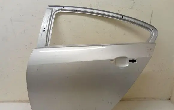 Rear door