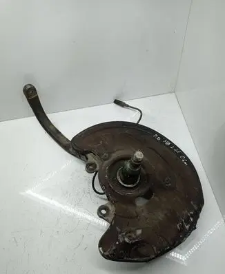 Mercedes-Benz E W211 Front wheel hub