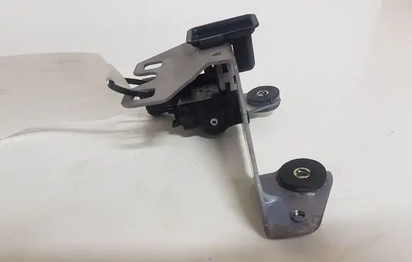 BMW 3 F30 F35 F31 Tailgate window lock/catch/latch 1397020132 121127001 730883101