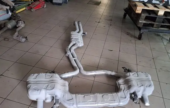 Audi A6 S6 C8 4K Muffler/silencer 4K0253609A