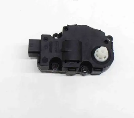 Porsche Panamera (970) Air flap motor/actuator K9749007 EFB490