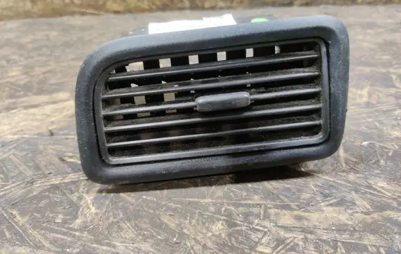 Fiat Doblo Dash center air vent grill 735470529