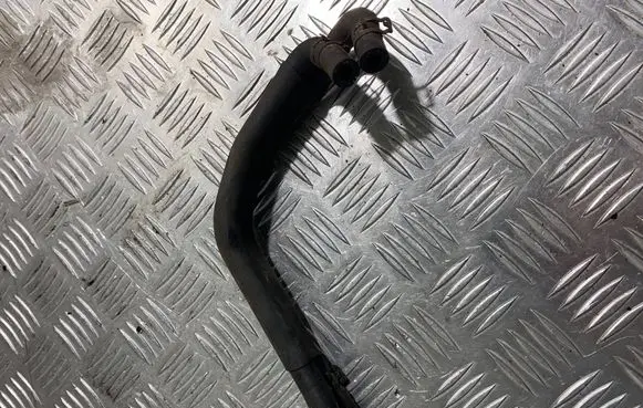 Audi A3 S3 8P Engine coolant pipe/hose 1K0122447T