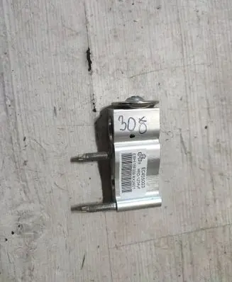 Peugeot 308 Air conditioning (A/C) expansion valve EC455003 HF01234VF EBH15F009RK