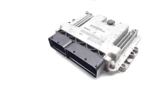 KIA Carens II Engine control unit/module 39113-27485 0281013072
