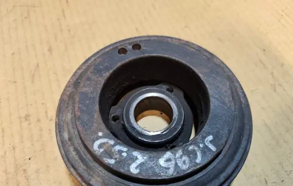 Crankshaft pulley