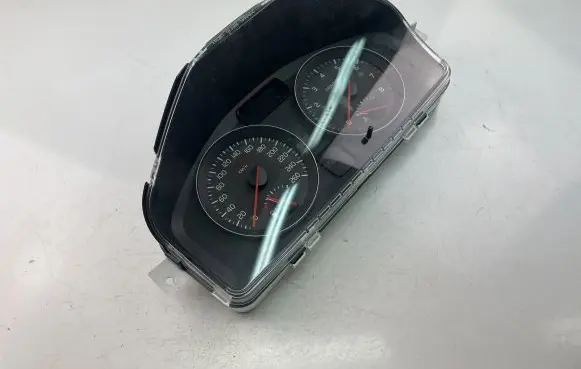 Volvo V50 Speedometer (instrument cluster) 31296226