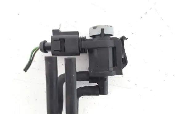 Skoda Octavia Mk2 (1Z) Vacuum valve 1K0906283A