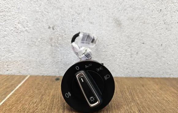 Light switch