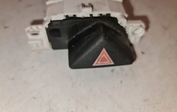 Ford Focus Hazard light switch 2M5T13A350AA 300103