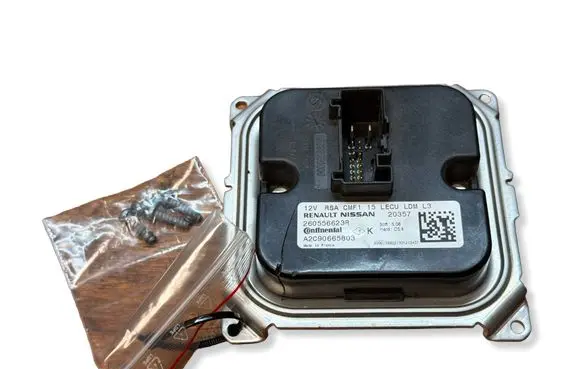 Renault Zoe LED ballast control module 260556623R A2C90665803 369556623R