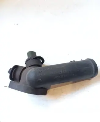 Volkswagen Transporter - Caravelle T4 Engine coolant pipe/hose 074121133D