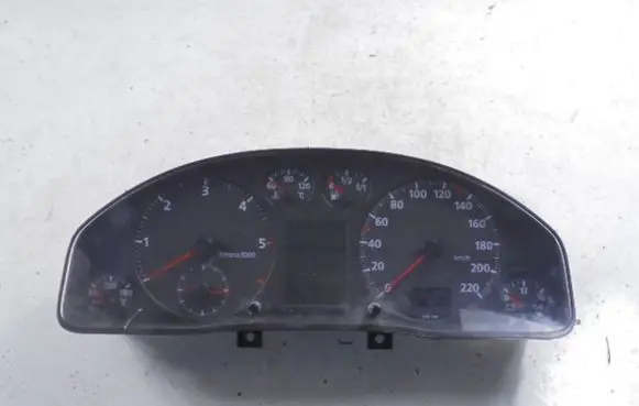 Audi A4 S4 B5 8D Speedometer (instrument cluster) 8D0919034E