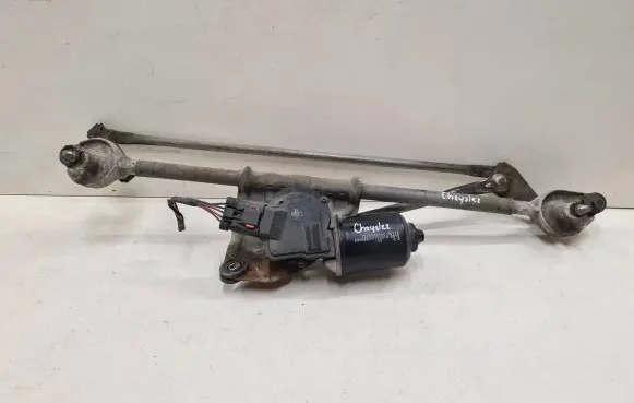 Chrysler PT Cruiser Front wiper linkage and motor 05288695AC 70113 1590105615