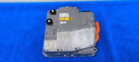BMW X1 U11 Voltage converter/converter module 5A8F938