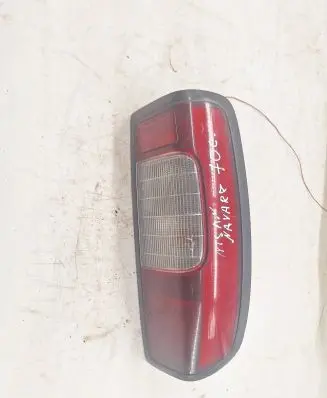Nissan Navara D22 Rear/tail lights